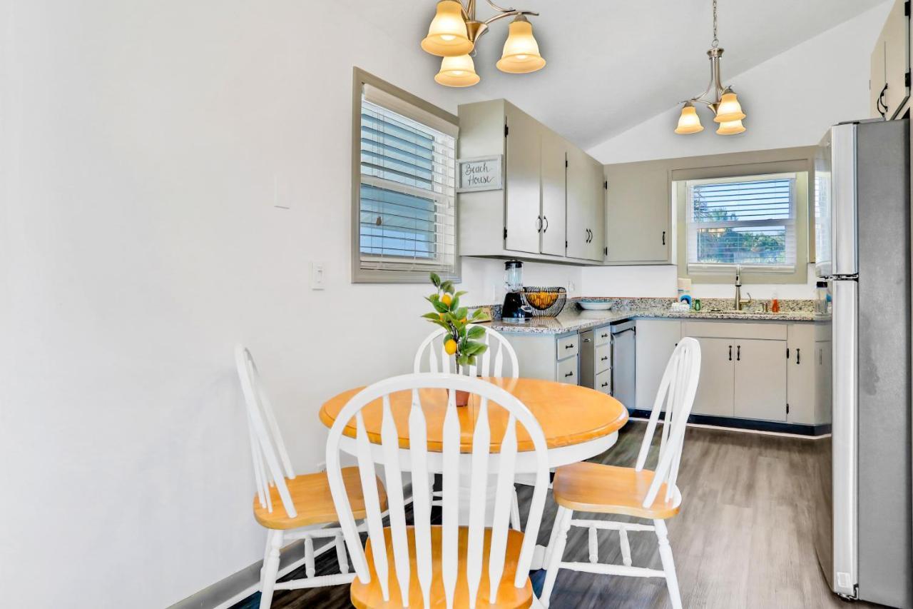 Vilano Beach Oasis Cottage Сент-Огастин Экстерьер фото